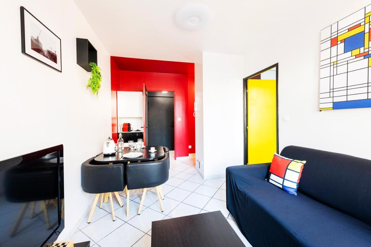 Appartement Le mondrian - 1 ch - Wifi - TV - Check-in 24/24 à Villeurbanne Extérieur photo