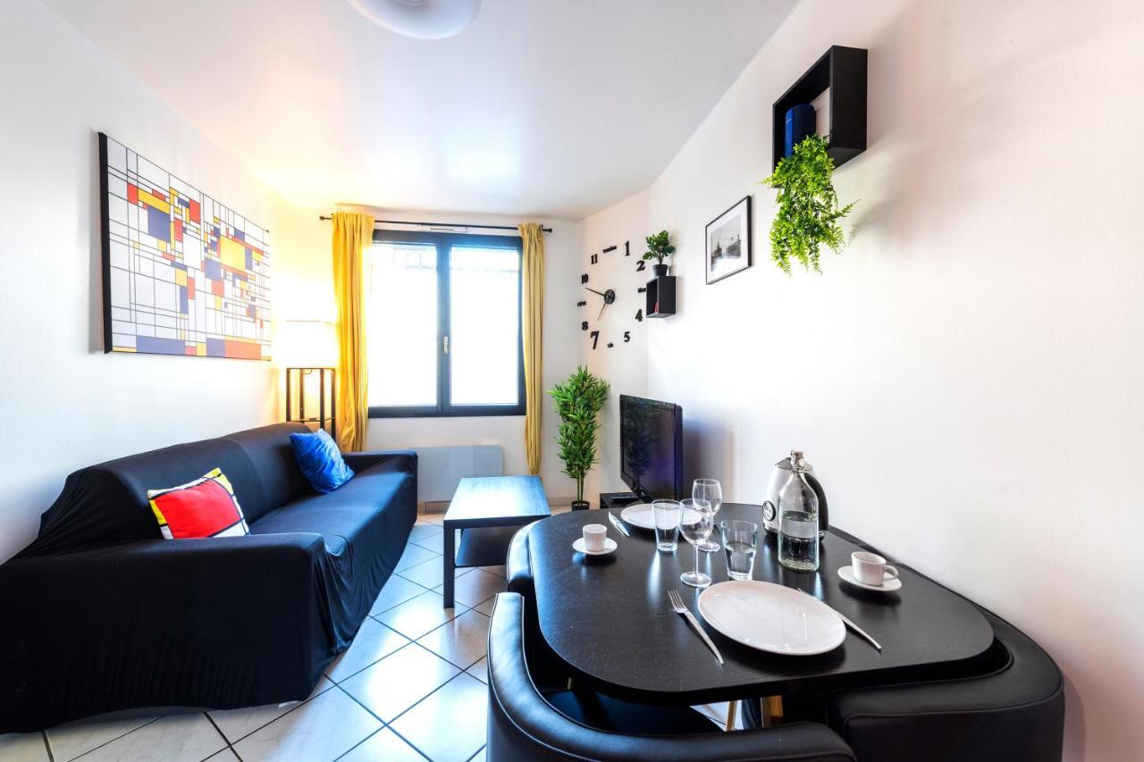 Appartement Le mondrian - 1 ch - Wifi - TV - Check-in 24/24 à Villeurbanne Extérieur photo